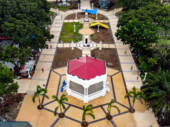 Jaro Plaza